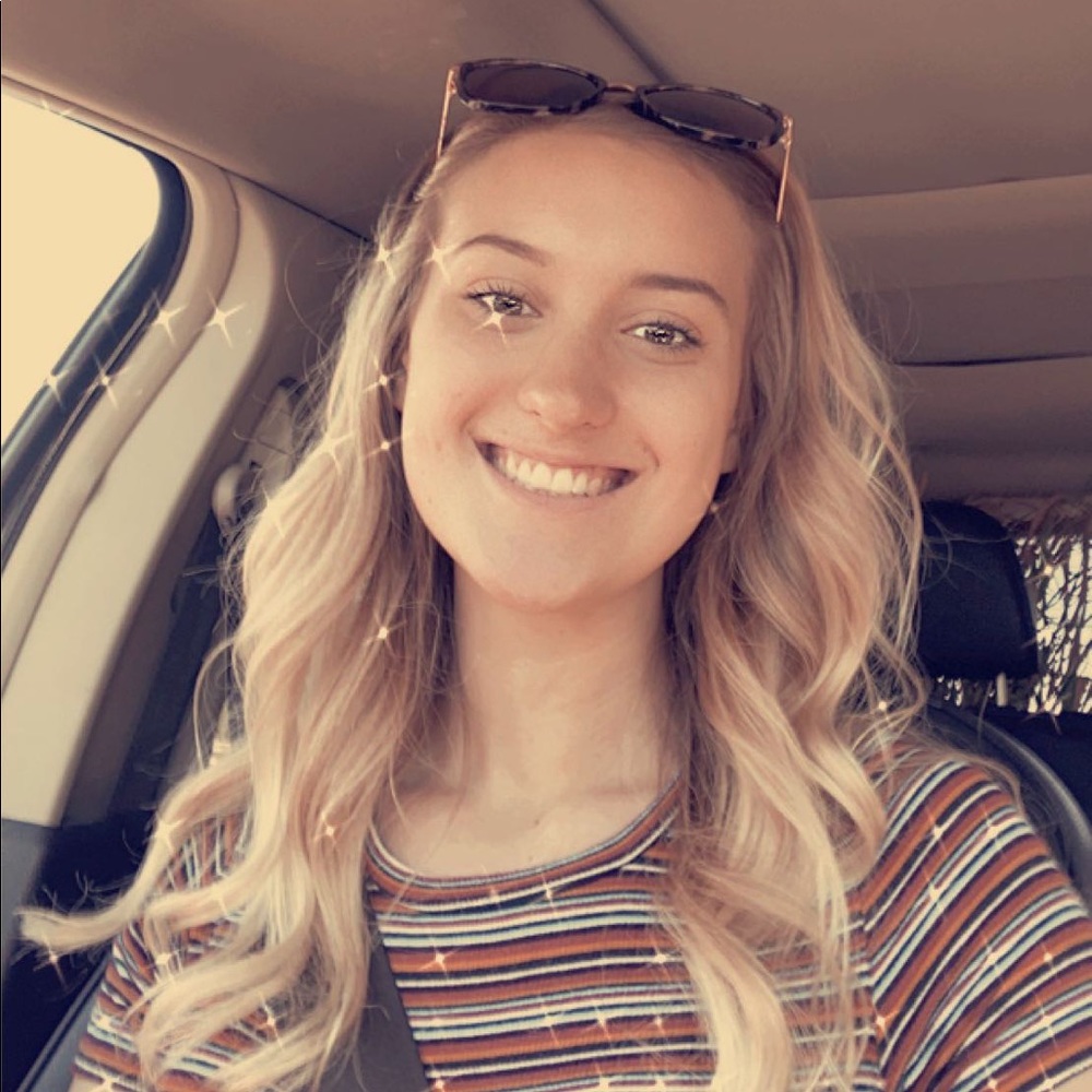 Meet your Posher, Julianna
